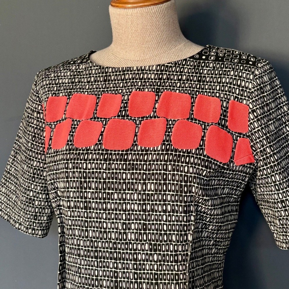 Legally Red Geometric Grid Sheath Dress | Sz 6 | 1960s  Mod Italy